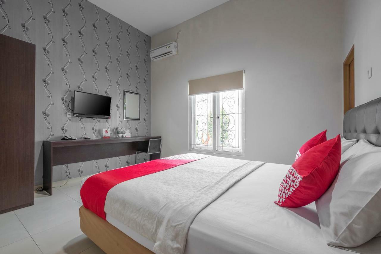 נקסר Hotel Astra Novilia מראה חיצוני תמונה